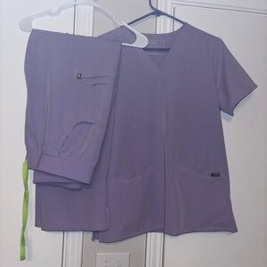 Figs “Lavender Dew” Scrub Set